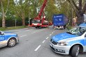 LKW verliert Auflieger Koeln Boltensternstr Pasteurstr P1964